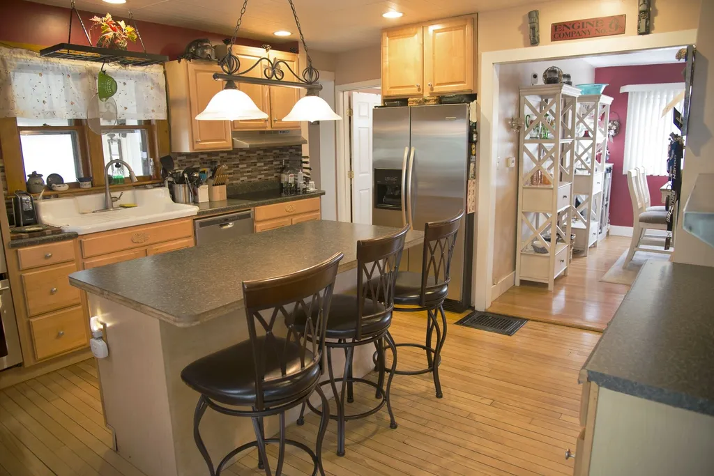 49 Washington Street Seabrook NH 03874