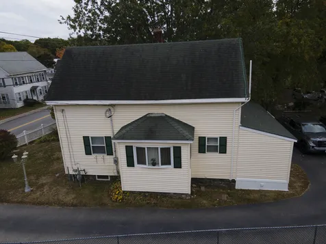 49 Washington Street Seabrook NH 03874