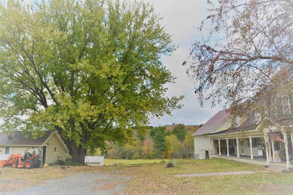 2653 Scotch Hollow Road Newbury VT 05051
