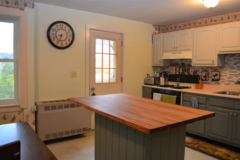 2653 Scotch Hollow Road Newbury VT 05051