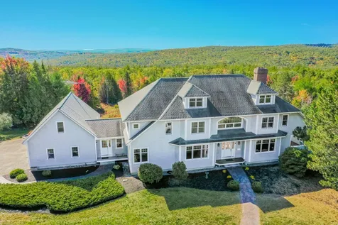 56 Chestnut Hill Road Amherst NH 03031