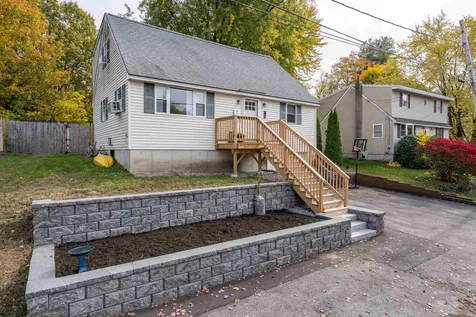 41 Dunbar Street Manchester NH 03103