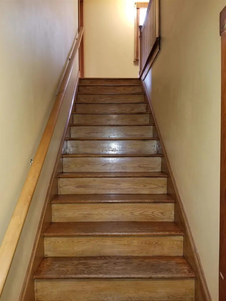 422 Flanders Memorial Road Weare NH 03281