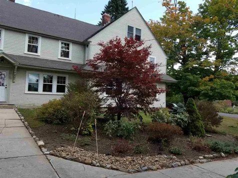 422 Flanders Memorial Road Weare NH 03281
