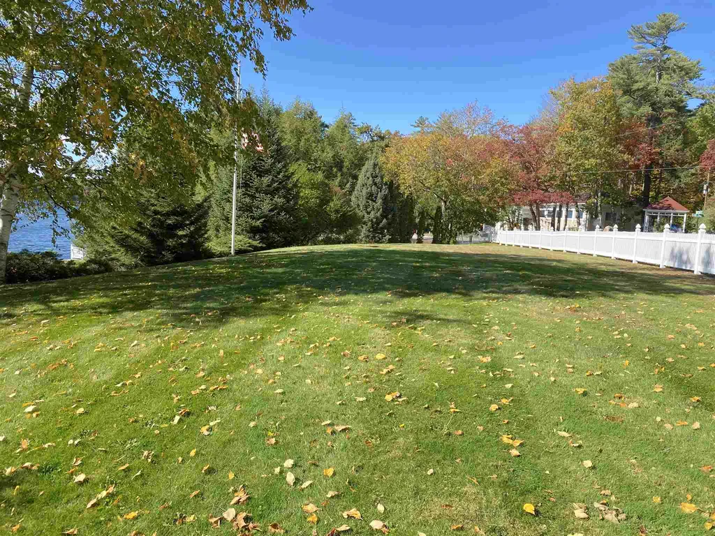 734 North Main Street Wolfeboro NH 03894
