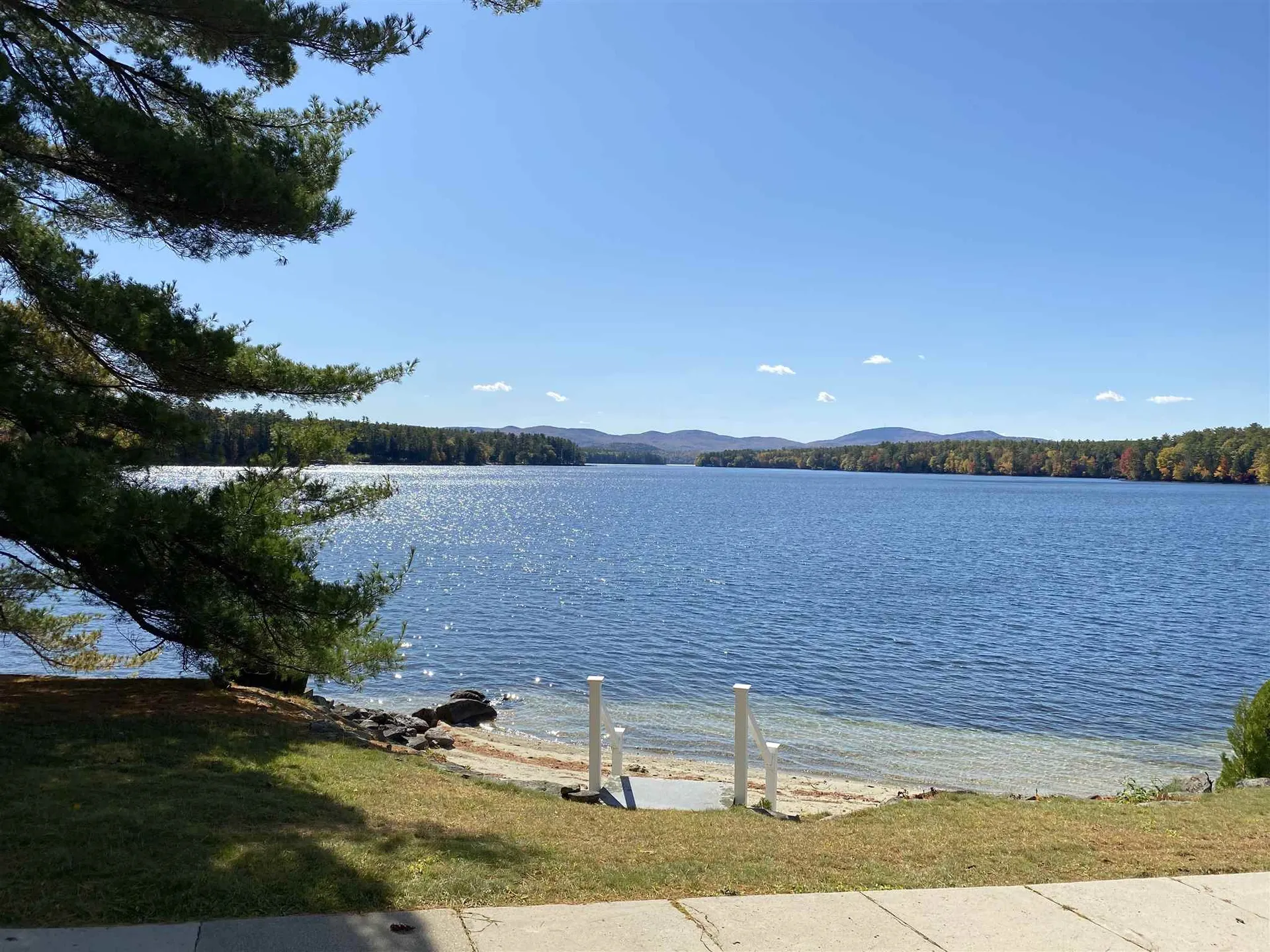 734 North Main Street Wolfeboro NH 03894