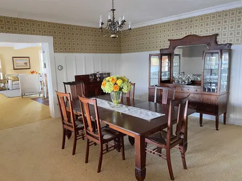 734 North Main Street Wolfeboro NH 03894