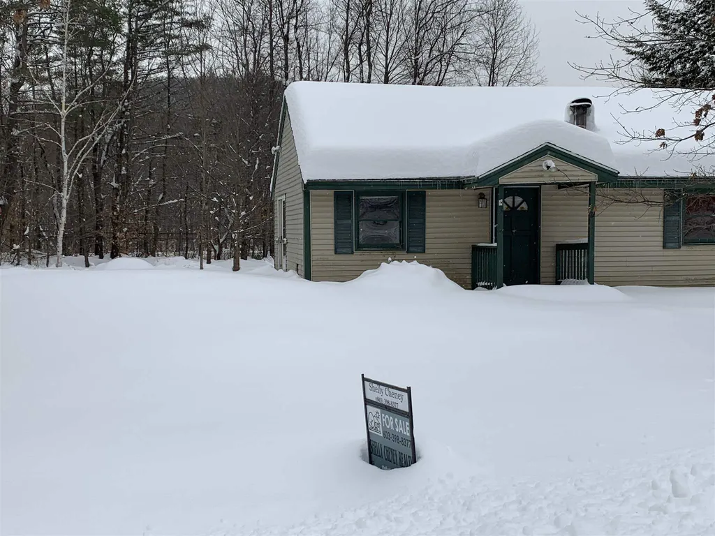 12 Old Town Road Hill NH 03243