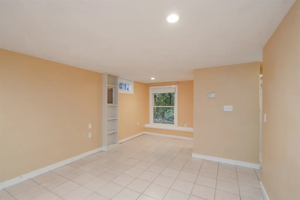 54 Bow Street Concord NH 03301