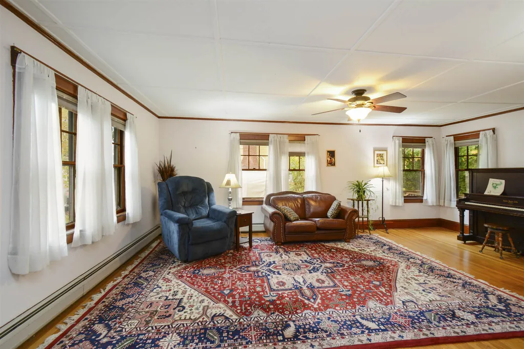 54 Bow Street Concord NH 03301