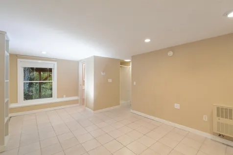 54 Bow Street Concord NH 03301