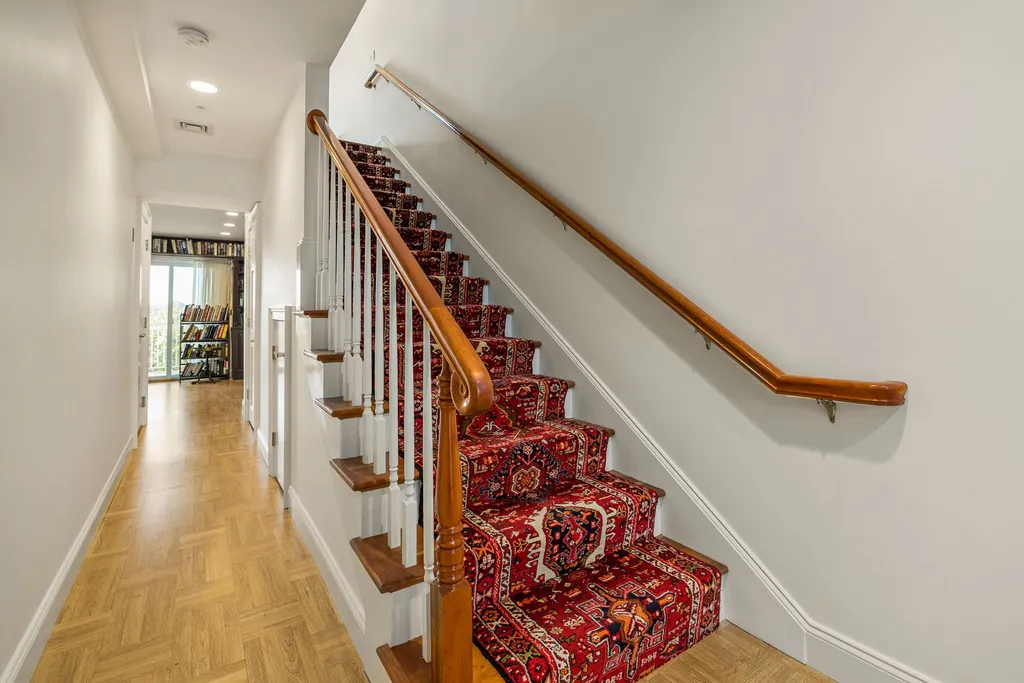 4 Island Avenue Kittery ME 03904