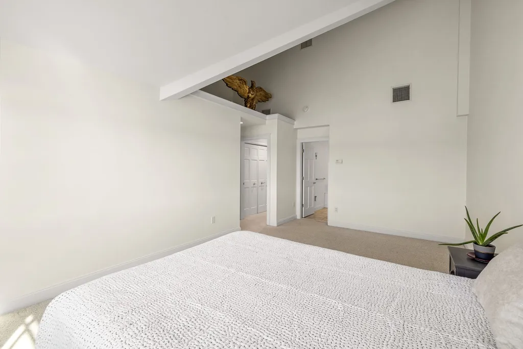 4 Island Avenue Kittery ME 03904