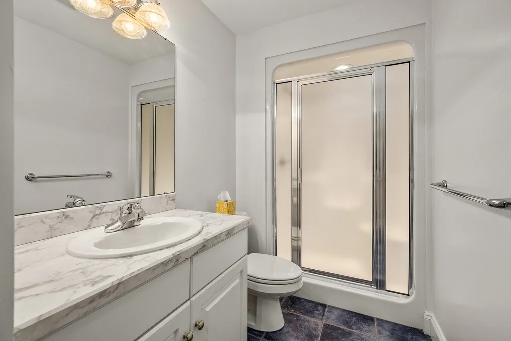 4 Island Avenue Kittery ME 03904