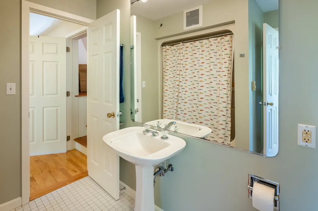 210 Kerwin Hill Road Norwich VT 05055
