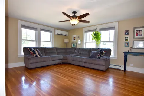 336 Mast Road Manchester NH 03102