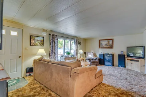 79 Gooseberry Circle Rochester NH 03867