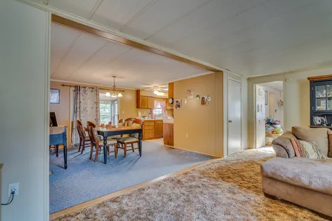 79 Gooseberry Circle Rochester NH 03867