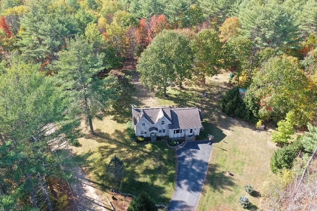 201 Peacham Road Barnstead NH 03225
