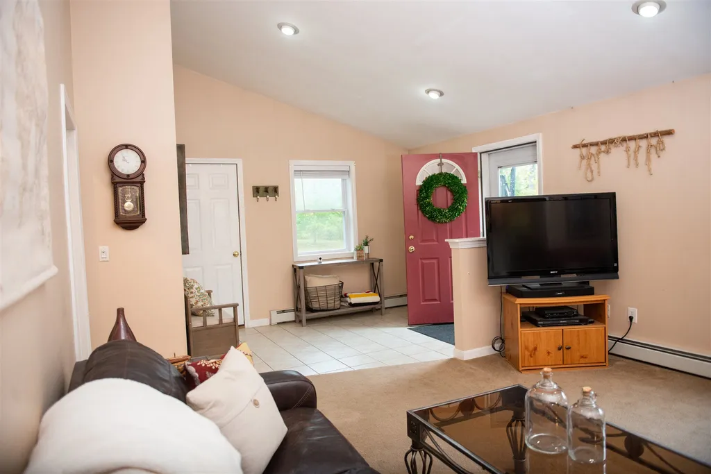 201 Peacham Road Barnstead NH 03225