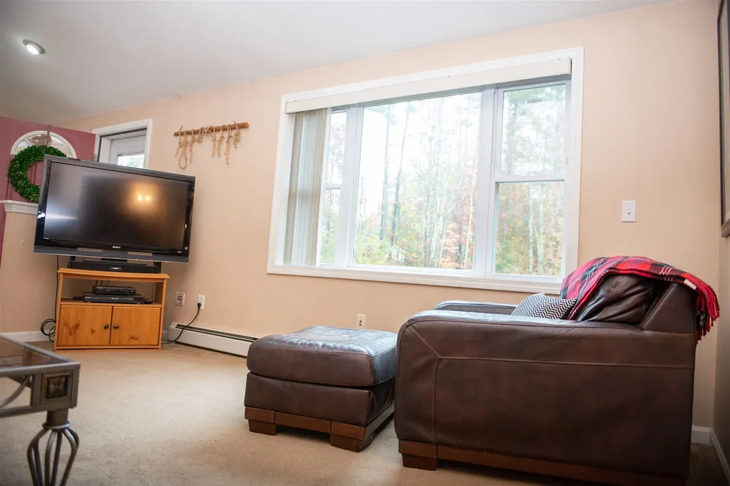 201 Peacham Road Barnstead NH 03225