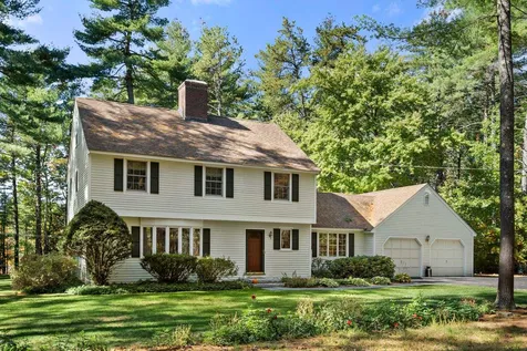 7 Melody Lane Amherst NH 03031