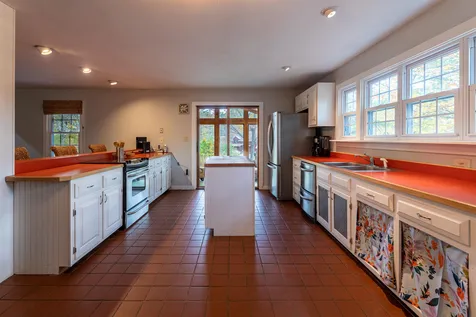 6 Mink Drive Hanover NH 03755