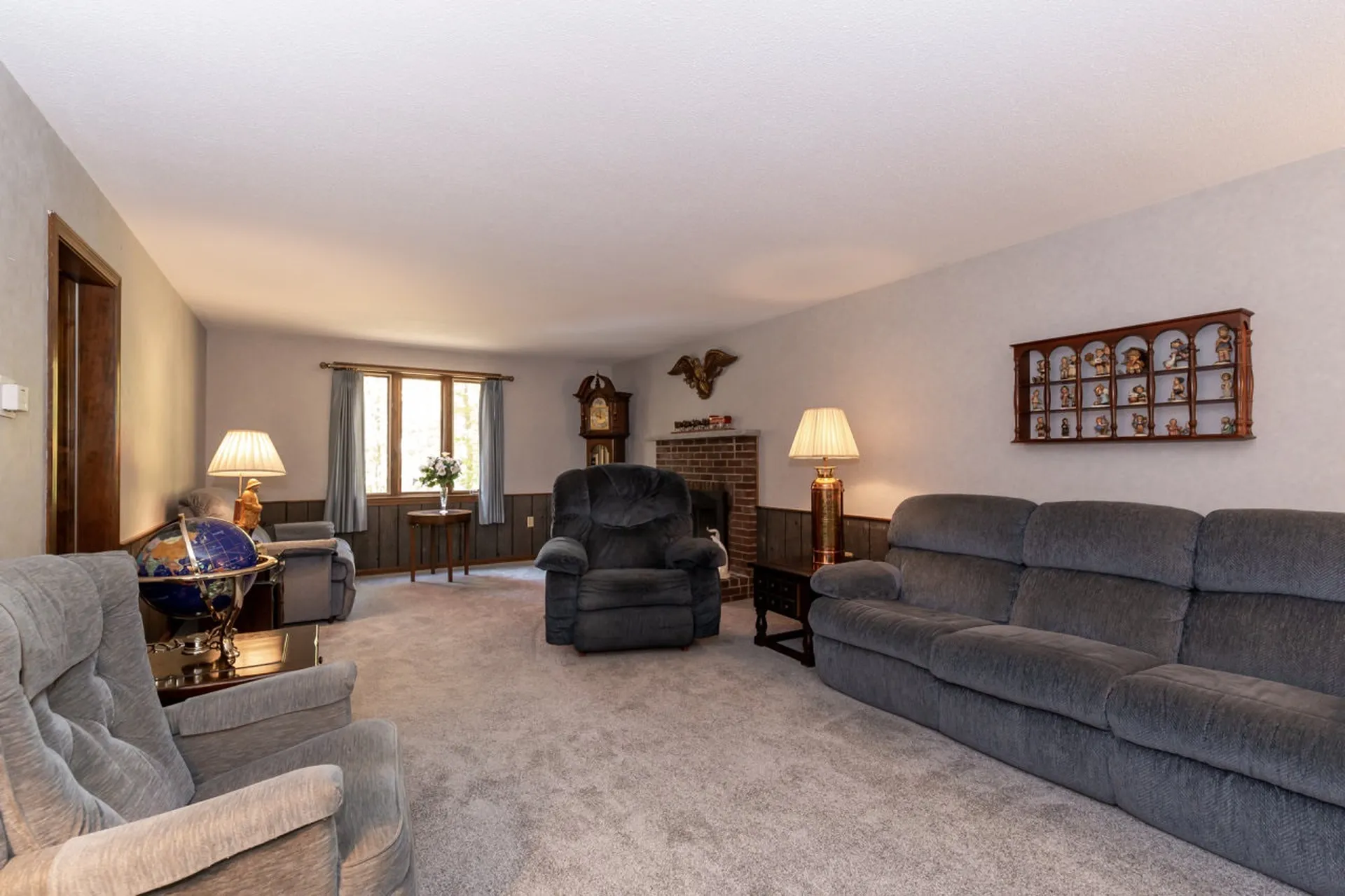 16 Dianna Road Londonderry NH 03053