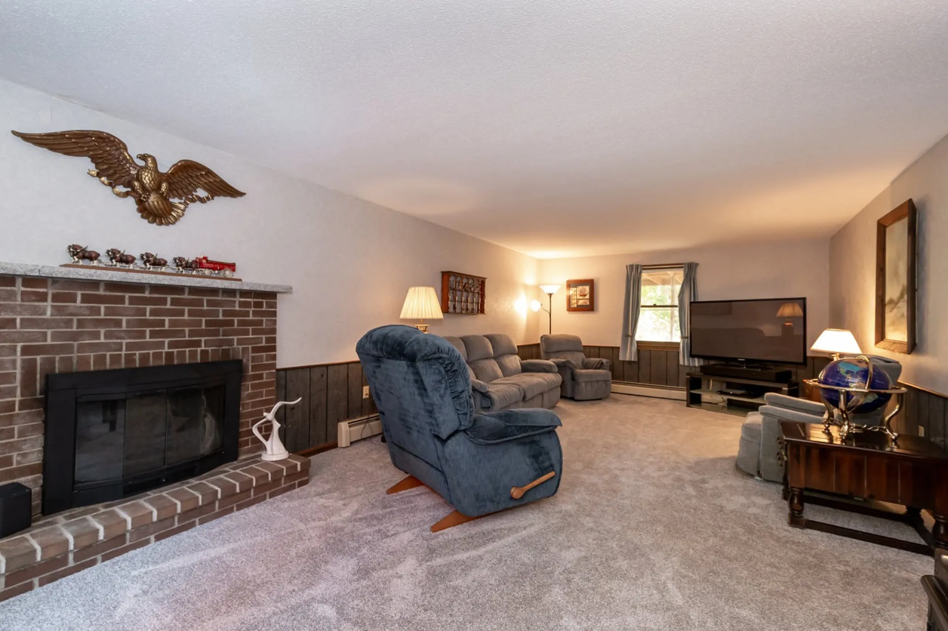 16 Dianna Road Londonderry NH 03053