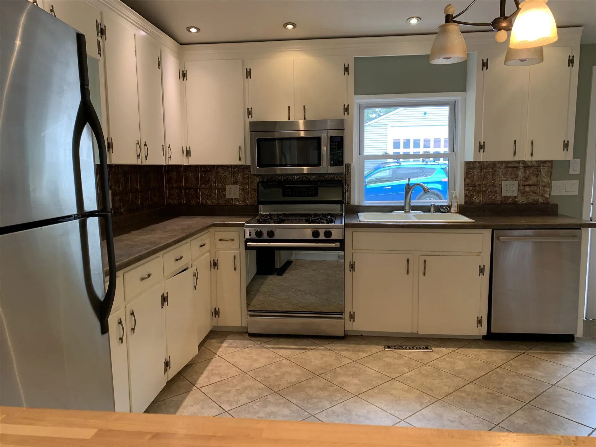 54 Conant Road Nashua NH 03062