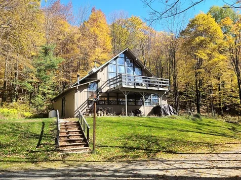790 Grandview Lodge Road Plymouth VT 05056