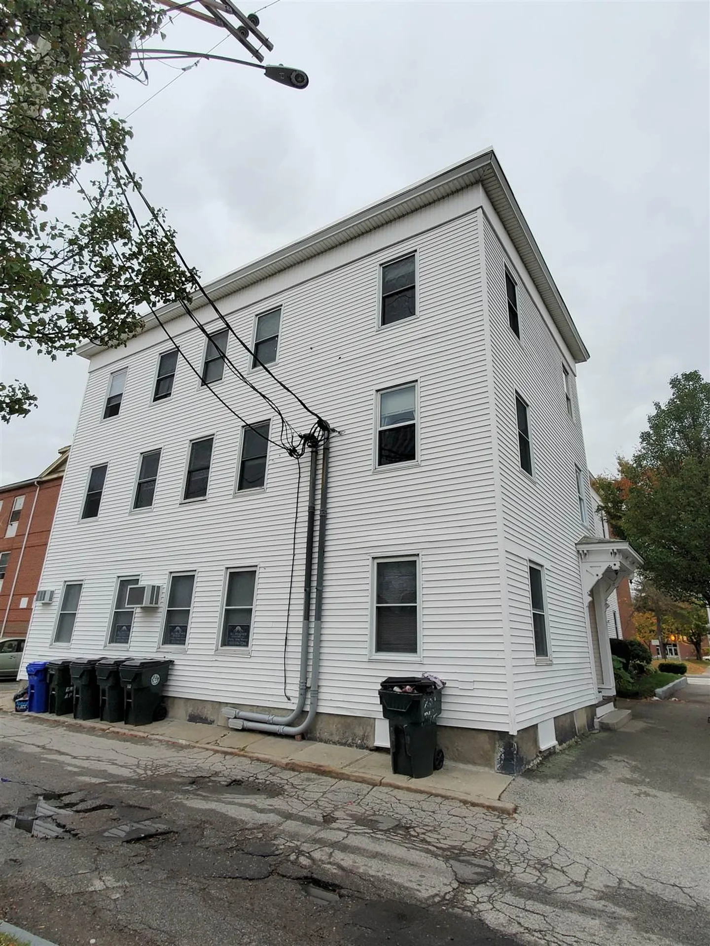 251 Pine Street Manchester NH 03103