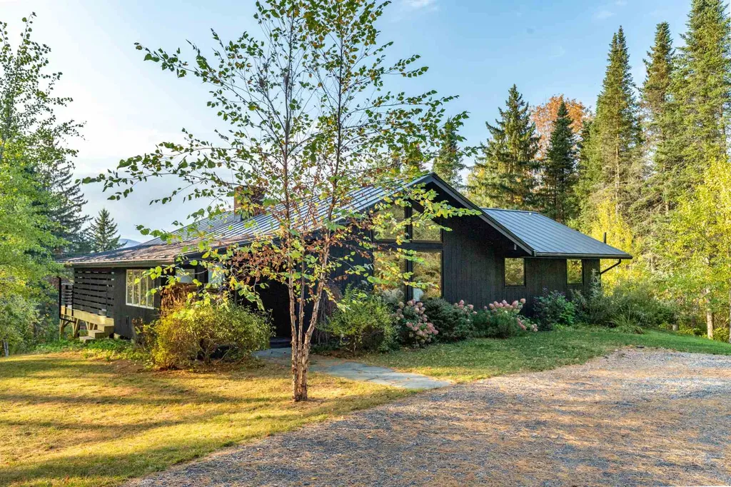 636 Upper Hollow Road Stowe VT 05672