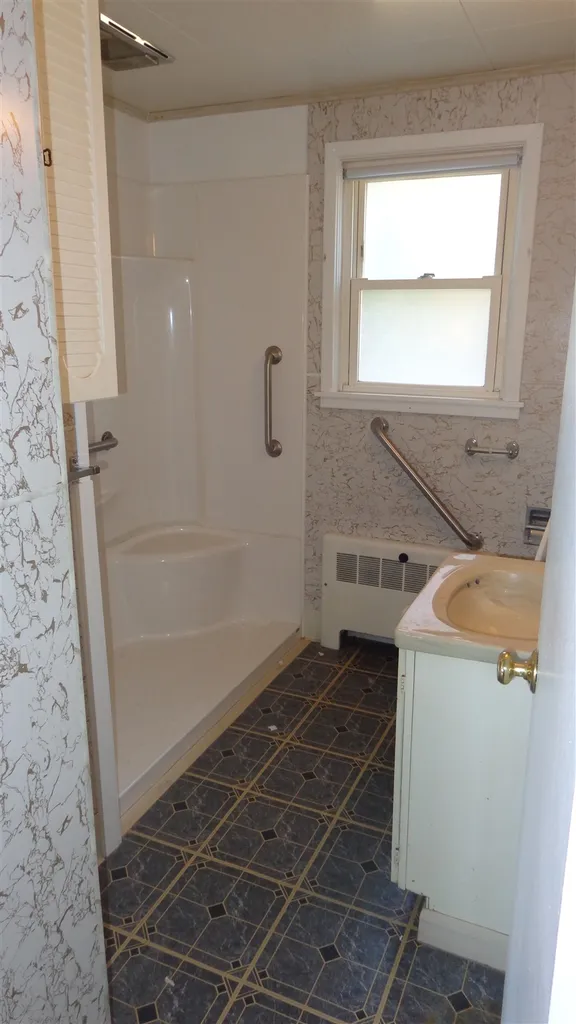 19 Jordan Avenue Berlin NH 03570