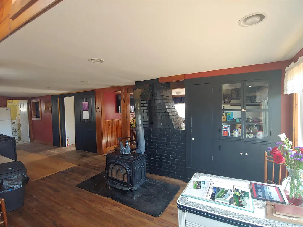 149 North Road Alstead NH 03602