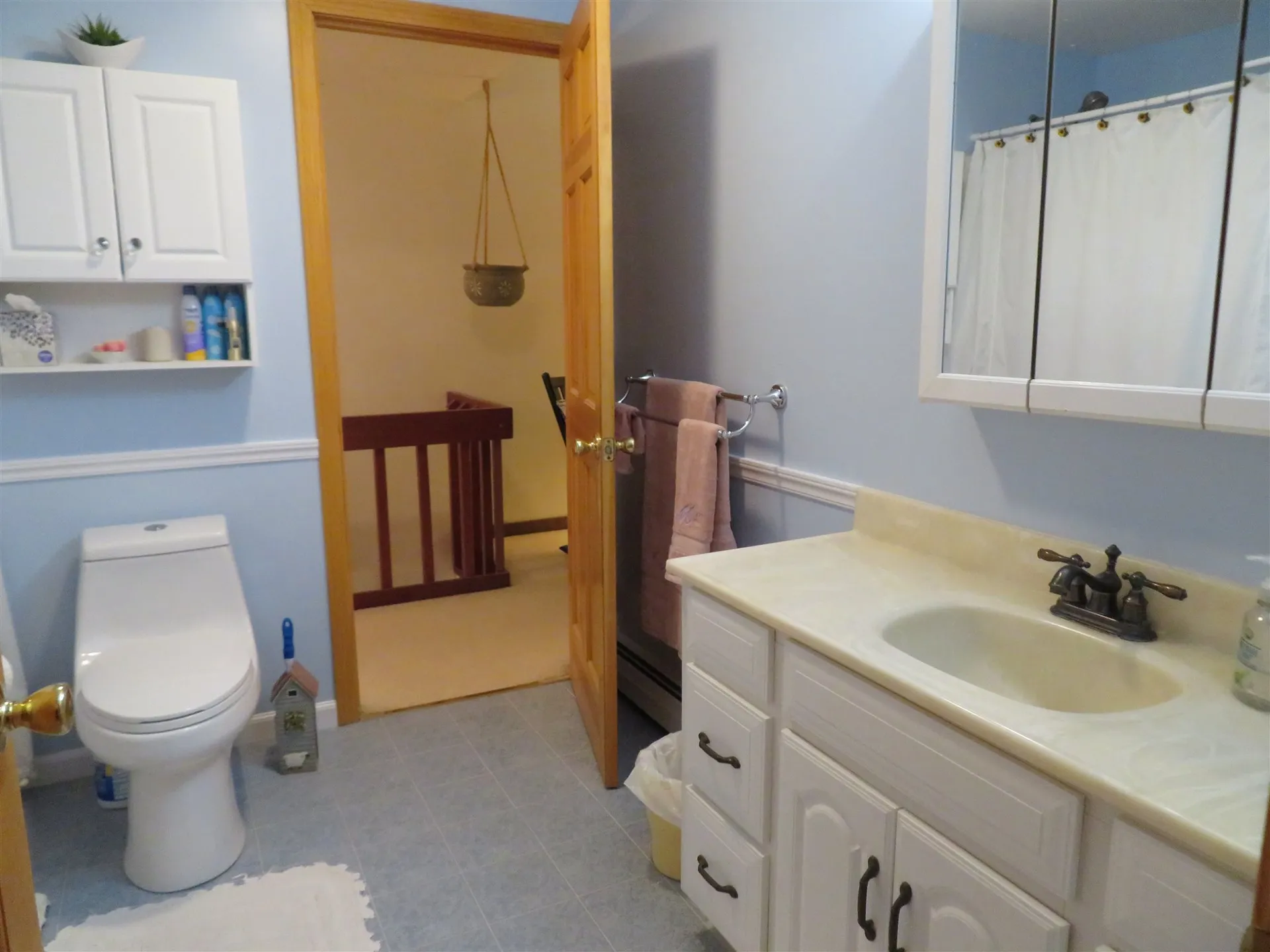 17a Kienia Road Hudson NH 03051