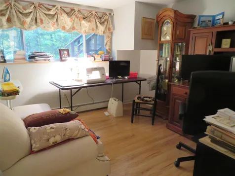 17a Kienia Road Hudson NH 03051