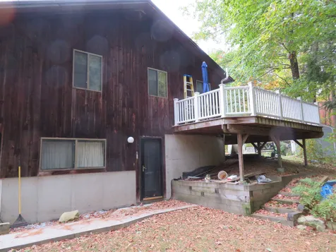17a Kienia Road Hudson NH 03051