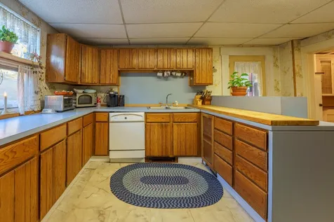 40 Chestnut Street Tilton NH 03276