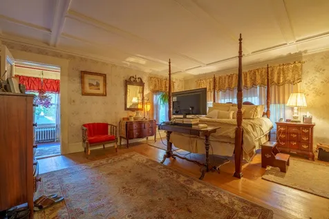 40 Chestnut Street Tilton NH 03276