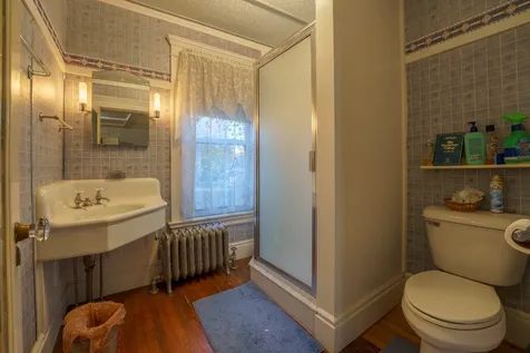 40 Chestnut Street Tilton NH 03276