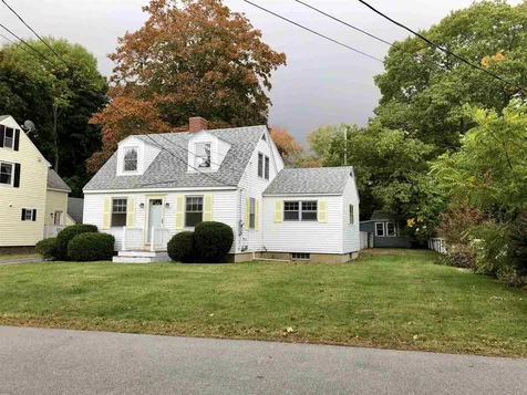 33 Tilton Avenue Kittery ME 03904
