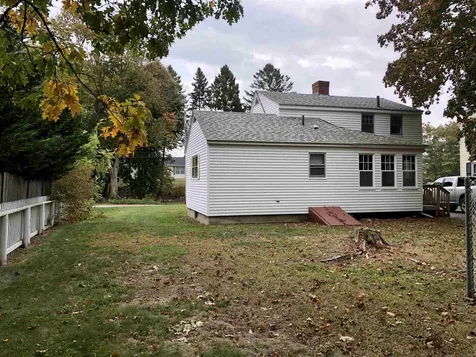 33 Tilton Avenue Kittery ME 03904