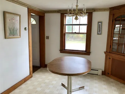 33 Tilton Avenue Kittery ME 03904