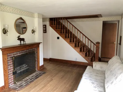 33 Tilton Avenue Kittery ME 03904