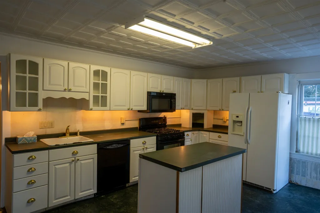 101 Glenwood Avenue Dover NH 03820