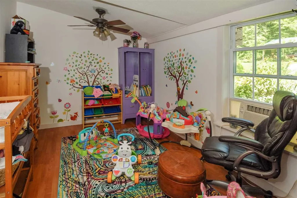 69 Belknap Lane Windsor VT 05089