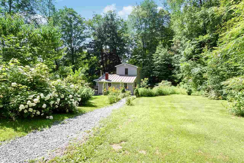 69 Belknap Lane Windsor VT 05089
