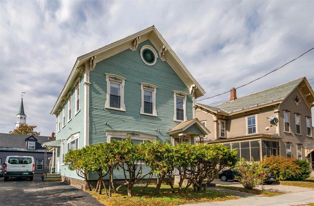 15 North Winooski Avenue Burlington VT 05401