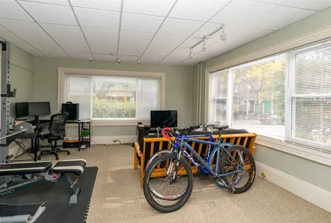 15 North Winooski Avenue Burlington VT 05401